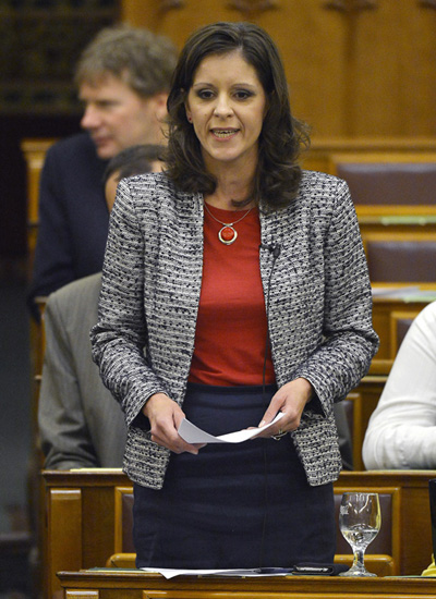 Keressük a legdivatosabb magyar politikust Keressük a legdivatosabb magyar politikust