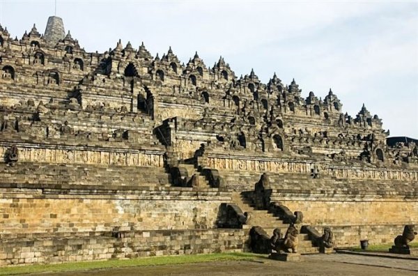 Öt lélegzetelállító templom