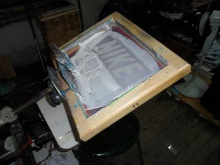 Itt készültek a kamu Nike és Adidas cuccok! - képek