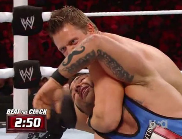 20 kreatív tetoválás, ami jó helyre került