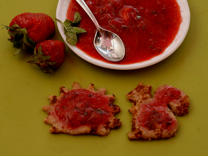 Könnyű édességek eperrel a forró hétvégére