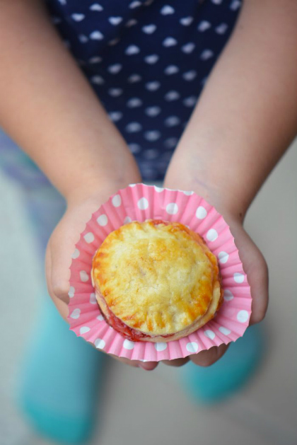 Könnyű édességek eperrel a forró hétvégére