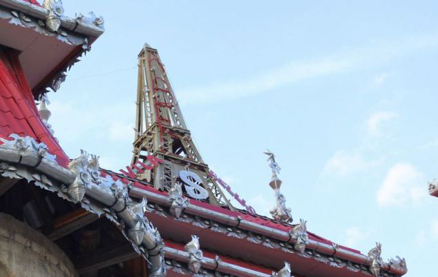 A lerombolás réme fenyegeti a romániai romapalotákat