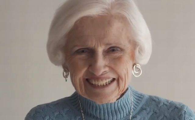 A 98 éves néni olyat tett, amitől visszatér az emberiségbe vetett hited