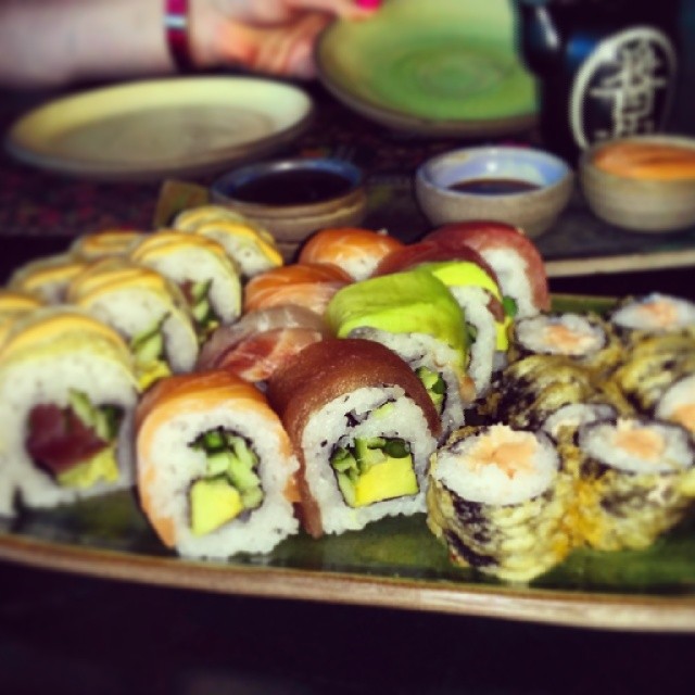 Mindenki nyugodjon meg és egyen sushit!