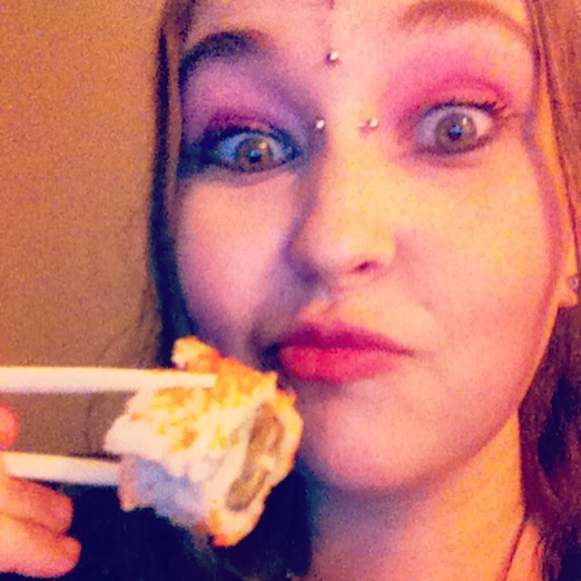 Mindenki nyugodjon meg és egyen sushit!