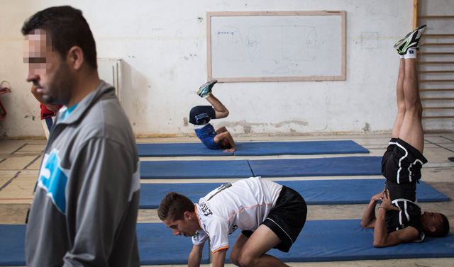 Hogyan vehetnek fel tanárnak olyat, akit pedofil cselekménnyel gyanúsítanak? Hogyan vehetnek fel tanárnak olyat, akit pedofil cselekménnyel gyanúsítanak?