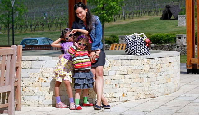 Szülés után másnap munka - Amerikában nem jár 