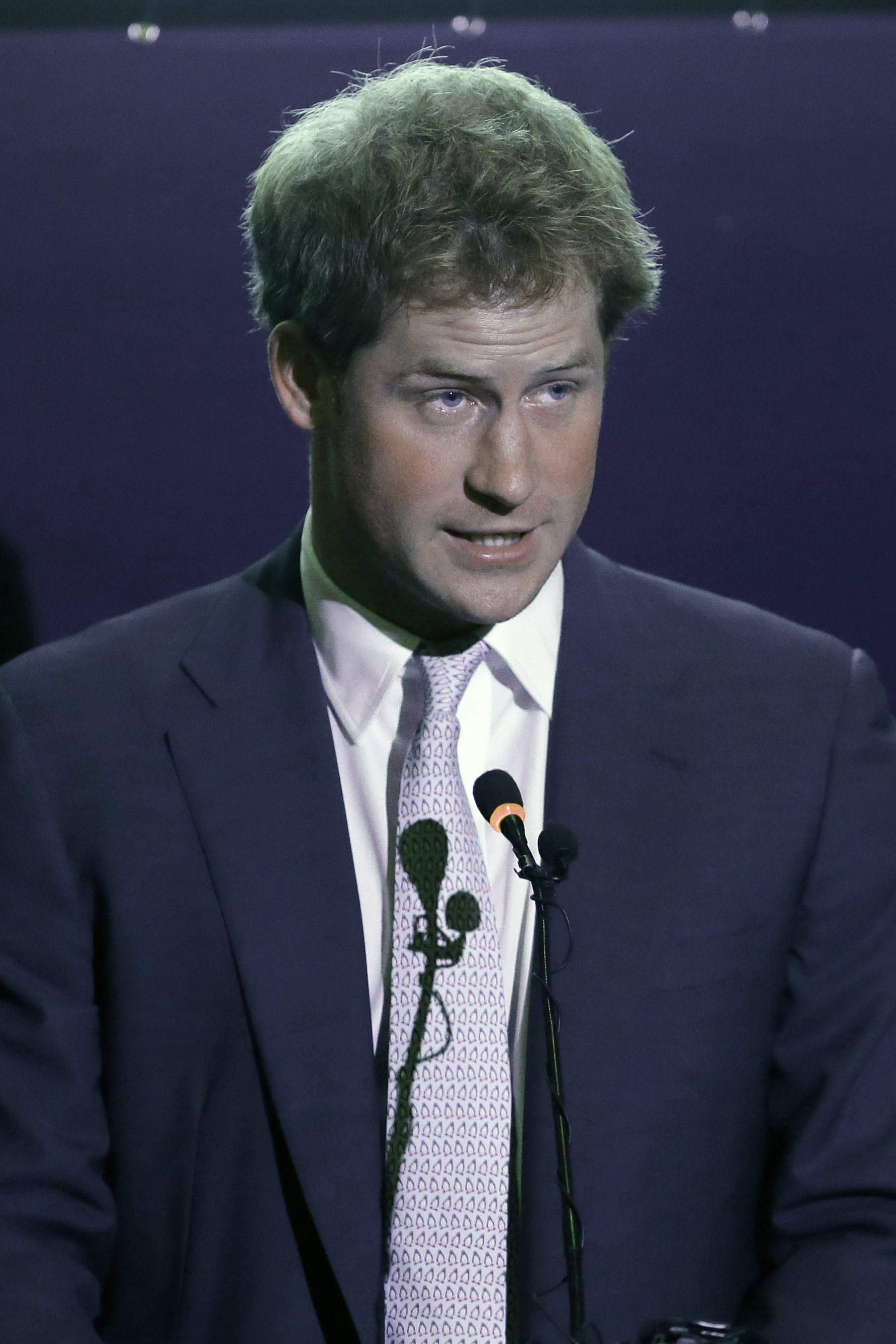 Elsírta magát Harry herceg Elsírta magát Harry herceg