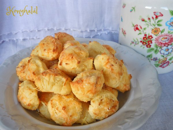 Szuperfinom sajtos túrófánk sütőben