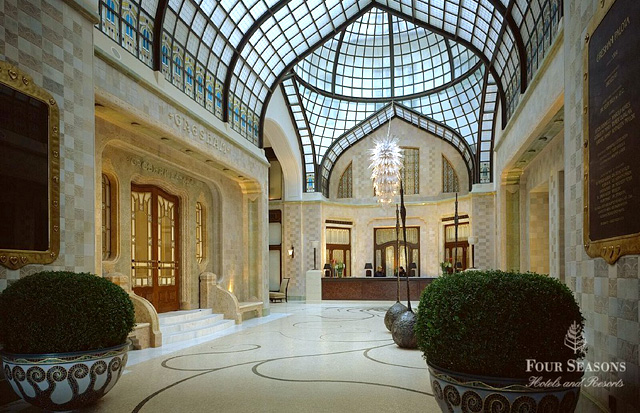 Mit tud egy kétezer forintos tortaszelet? Mit tud egy kétezer forintos tortaszelet?