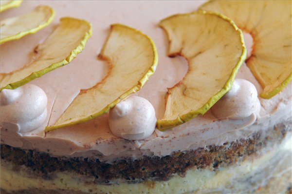 Kóstolás előtt a sütőtökös-almás (Fotók: MTI/Honéczy Barnabás)