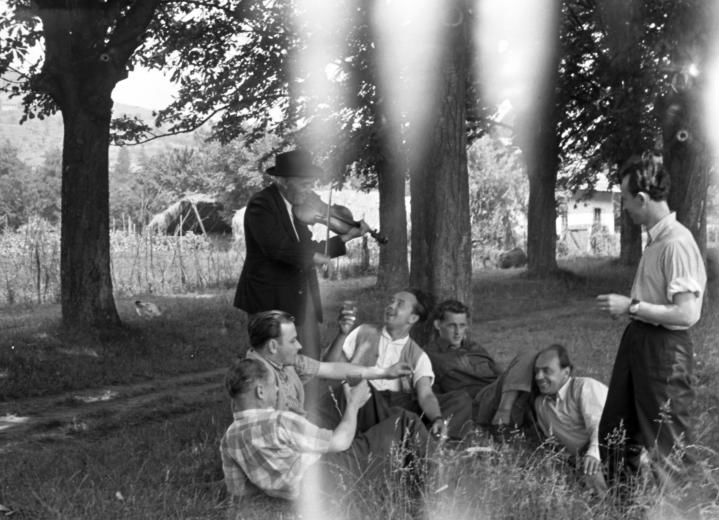 adacsony, MÁV Nevelőintézet tantestületének kirándulása