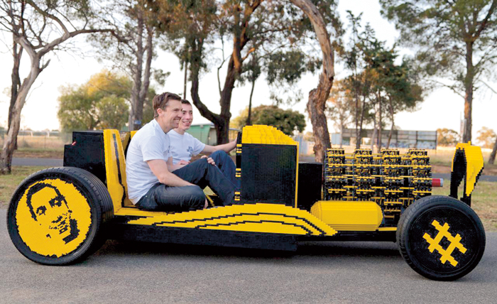 Mellnagyobbítás vagy olimpiai nevezés adományból? Mellnagyobbítás vagy olimpiai nevezés adományból?