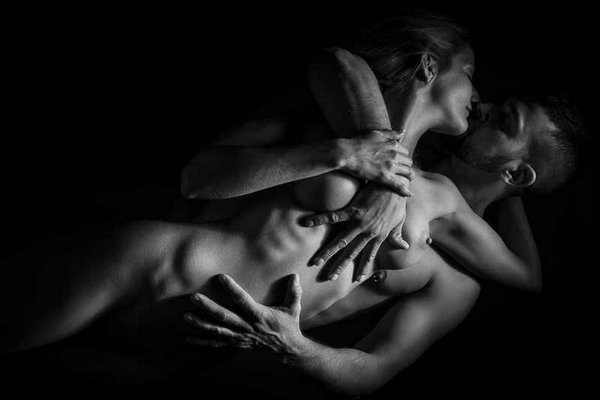 18+: Hogyan lesz egymás után 12 orgazmusod?