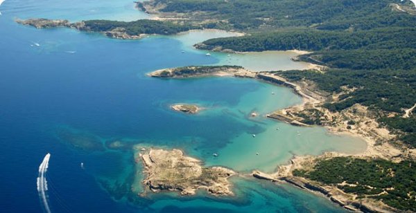 Gyerekkel a tengeren