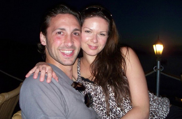 Engednéd, hogy idegenek válasszák ki az esküvői ruhád?