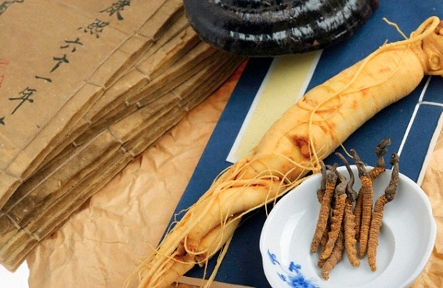 Tartsd izzásban a szerelem tűzét! - avagy csináld magad szerelmi bájitalok