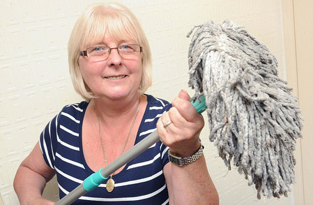 Nagymama futamította meg a tolvajt Nagymama futamította meg a tolvajt