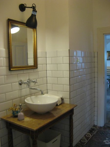 Egy hely, amiből minden településre kellene