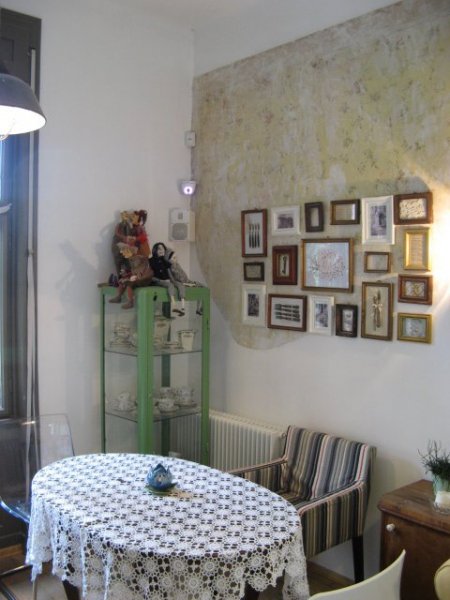 Egy hely, amiből minden településre kellene