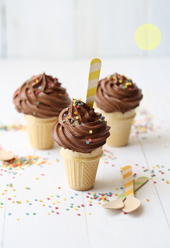 Pálcás nyalánkságok: látványos édességek, amikhez nem kell kézügyesség