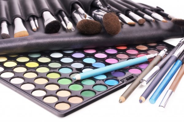 Készíts hétköznapi sminket!