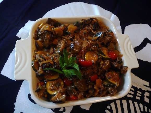 Caponata: könnyű, zöldséges egytálétel