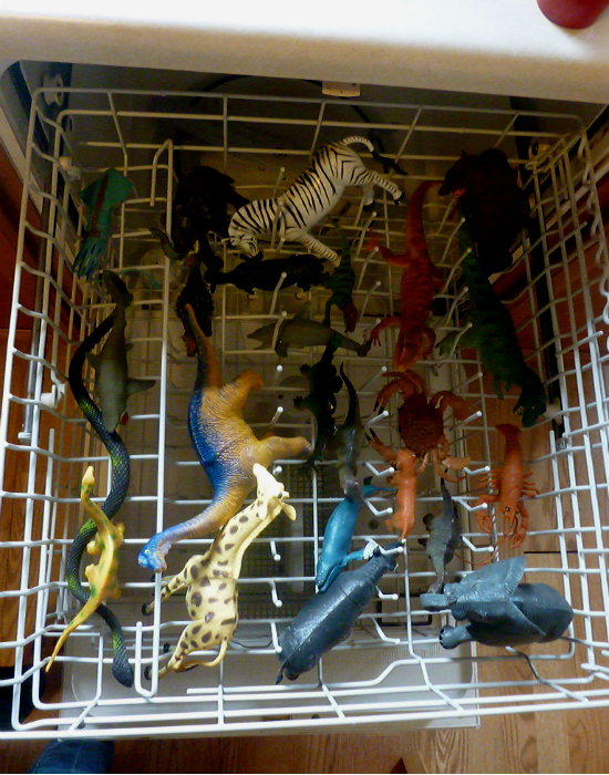 Játékok tisztitása: éljen a gép!