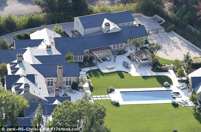 Less be Kardashian és West legújabb házába!