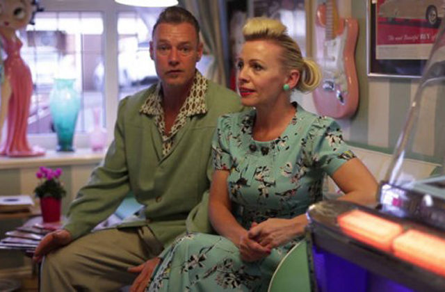 Az ötvenes években éli az életét egy házaspár