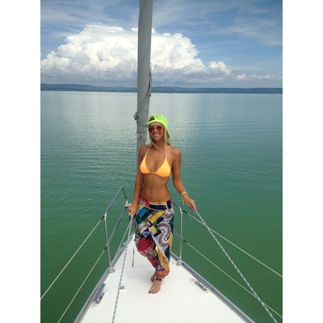 Dönts, kié a legszexisebb bikinis test! Dönts, kié a legszexisebb bikinis test!