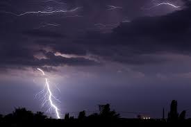 Óriási felhőszakadás köszönt ránk Óriási felhőszakadás köszönt ránk