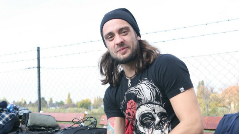 Baleset érte az Éjjel-nappal Budapest Dávidját