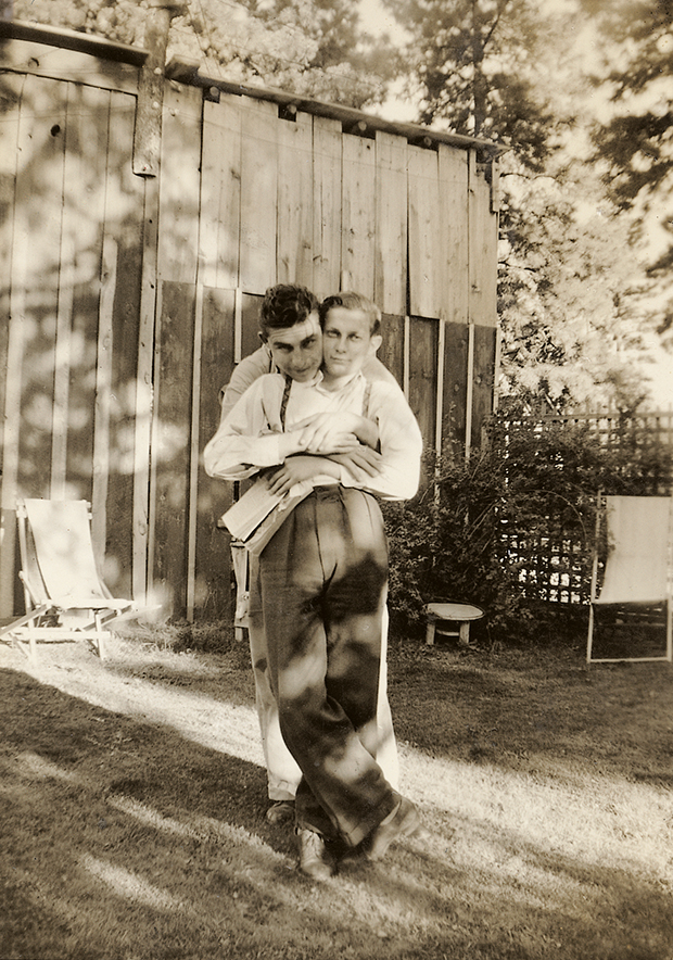 18+: Meleg párok retro képeken - fotók