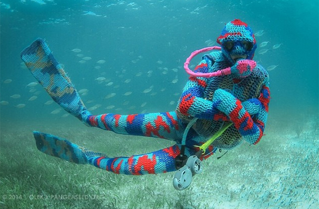 A víz alatt is lehet kötni - fotók