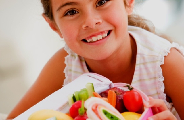 Mivel tegyük színessé a gyerekek étrendjét?