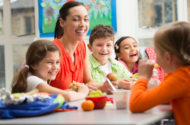 Mivel tegyük színessé a gyerekek étrendjét?