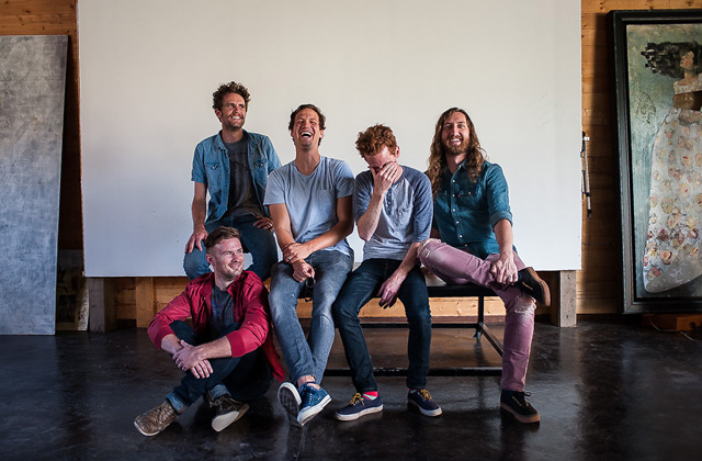 Íme az aktképek, ahol a fotós volt meztelen