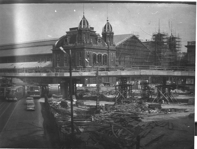 Fotó: Mezei Pál - Nyugati téri felüljáró építése (1980)