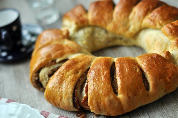 A tökéletes őszi reggeli: barackos-diós kalács