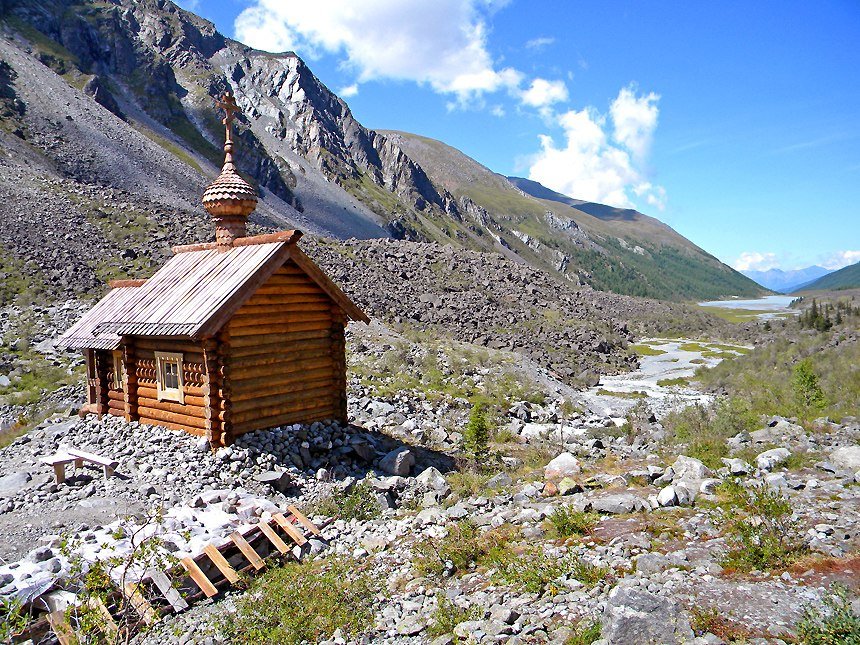 Orosz kápolna majdnem 5000 méteren