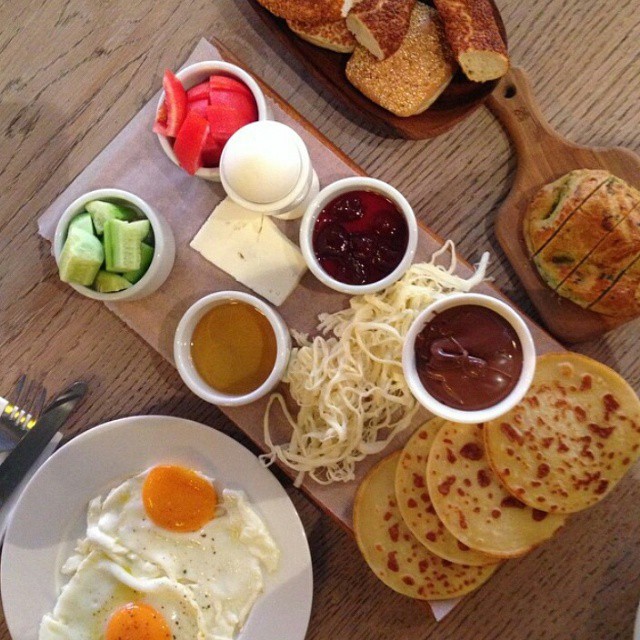 Mit eszik az internet népe avagy mutasd meg mit ettél, megmondom ki vagy Mit eszik az internet népe avagy mutasd meg mit ettél, megmondom ki vagy