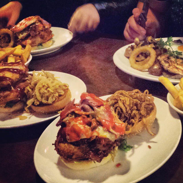 Mit eszik az internet népe avagy mutasd meg mit ettél, megmondom ki vagy Mit eszik az internet népe avagy mutasd meg mit ettél, megmondom ki vagy