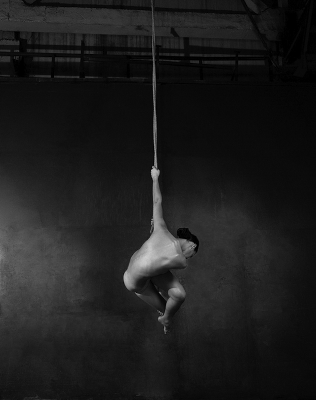 18+: A női test feketén, fehéren - aktok