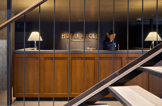 Bringásoknak nyílt szálloda