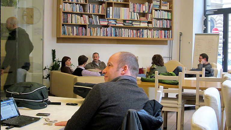 Dolgozz velünk,megosztjuk veled az irodánkat!