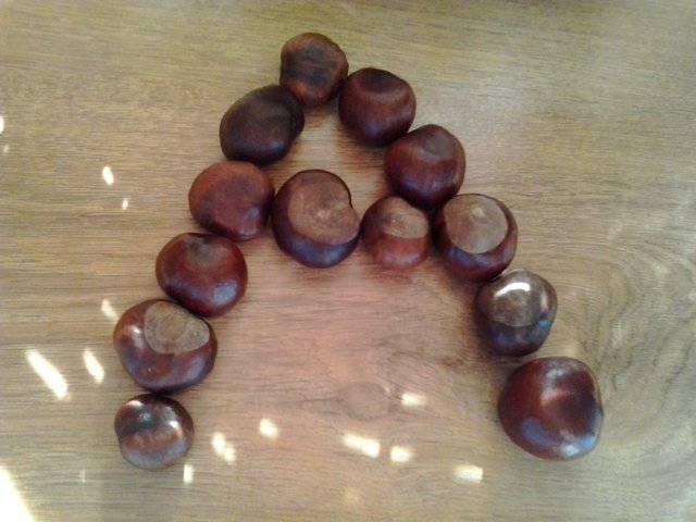 Három játék gesztenyével