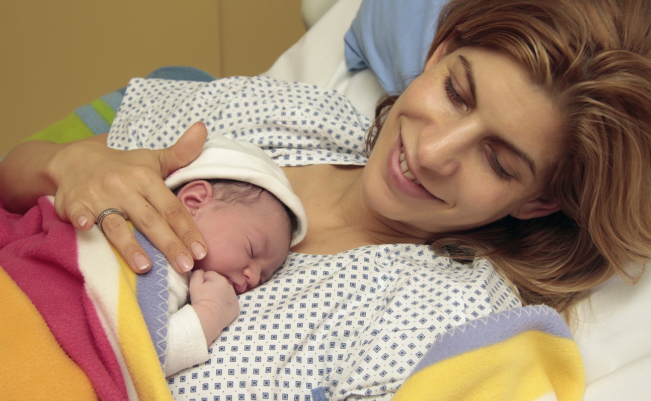 Friss: megszületett Béres Alexandra kislánya Friss: megszületett Béres Alexandra kislánya