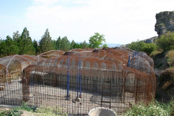 Így épül a ház, aminek a tetején kertészkedhetsz